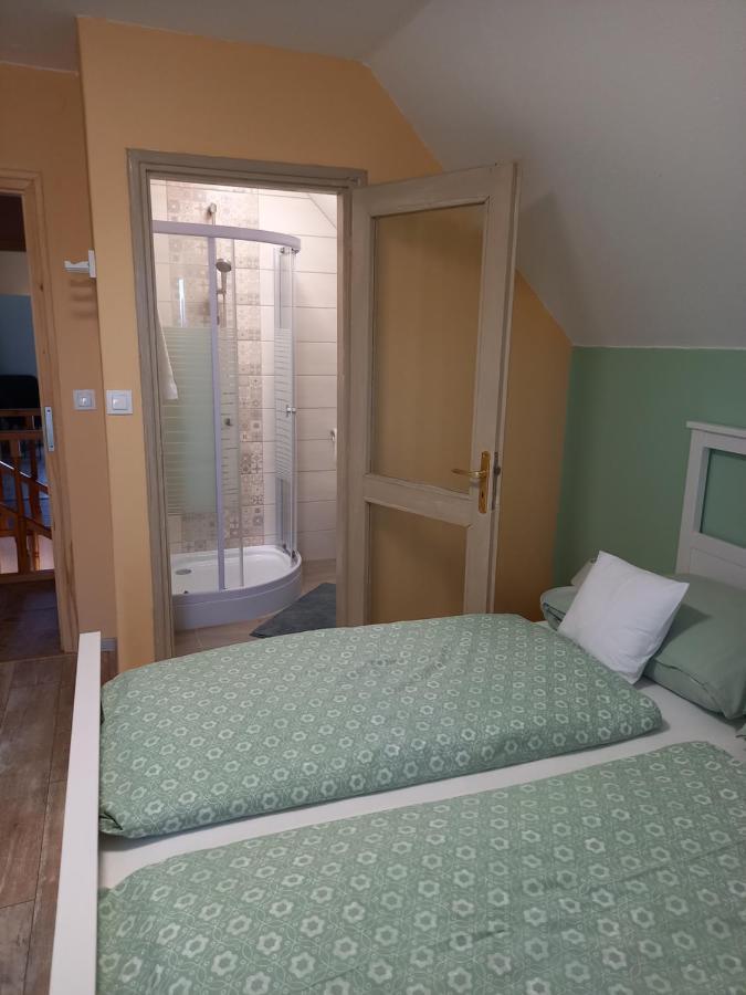 Burai Vendeghaz Hotel Villany Bagian luar foto