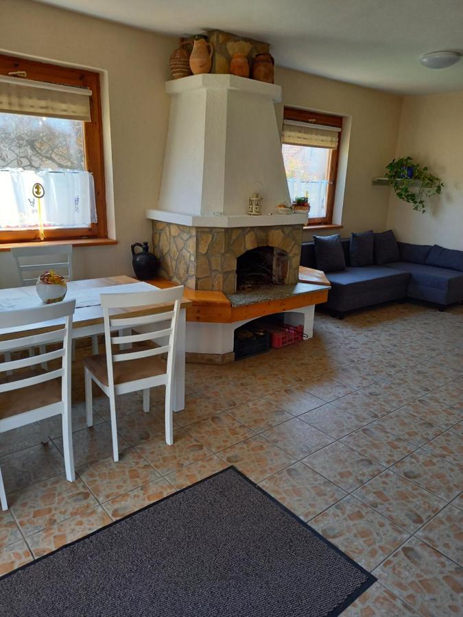 Burai Vendeghaz Hotel Villany Bagian luar foto